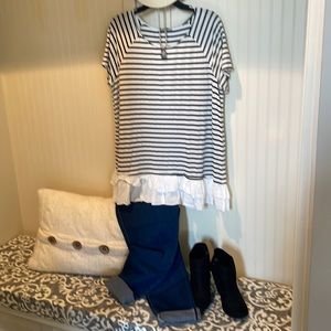 Black and white tunic